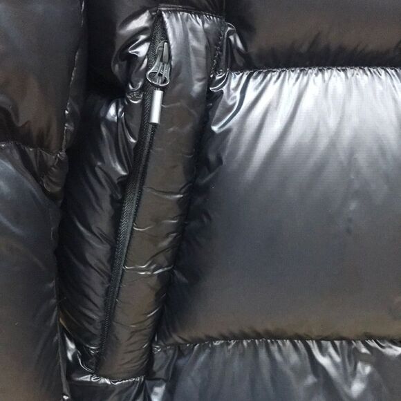 Canada Goose Black Puffer Jacket - Picture 4 of 15